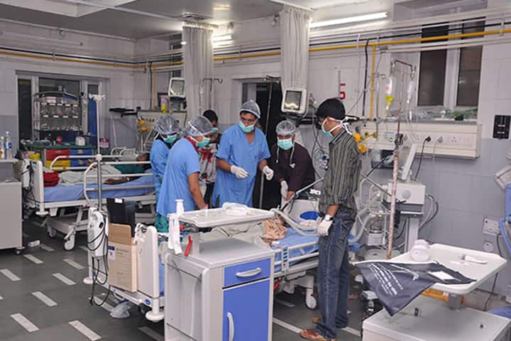 NDMC Medical College Delhi campus in New Delhi, Delhi, India — photo 6