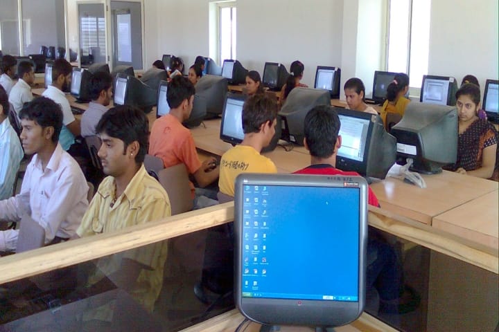 Divya Chetna College of Education campus in Himmatnagar, Gujarat, India — photo 4