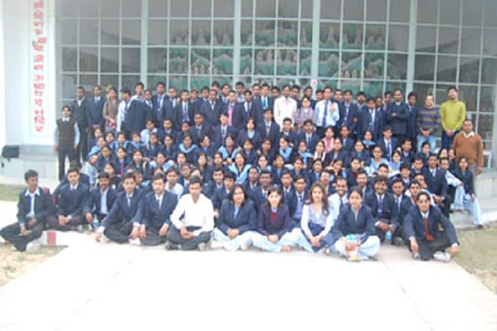 Meerut College of Advance Technology campus in Meerut, Uttar Pradesh, India — photo 3