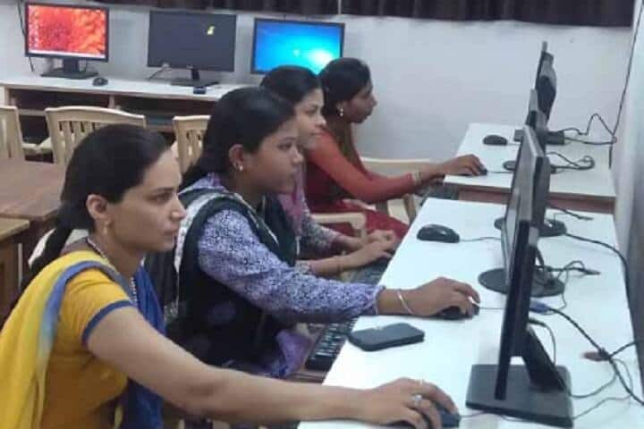Government Minimata Girls College campus in Raipur, Chhattisgarh, India — photo 6
