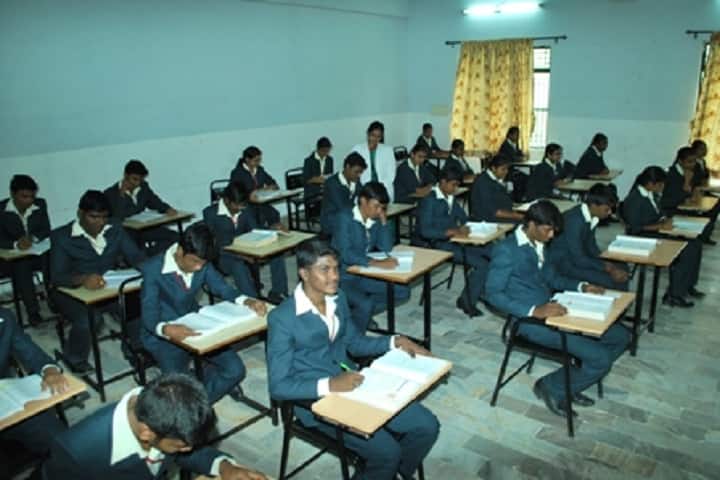 Nandha College of Physiotherapy campus in Erode, Tamil Nadu, India — photo 1
