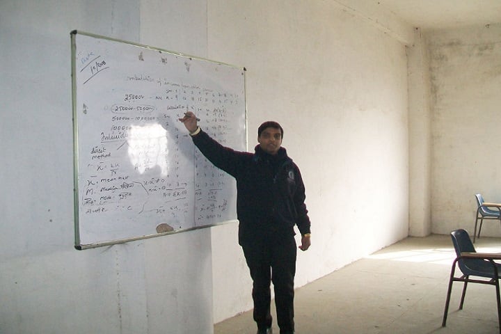 Anubis Degree College campus in Bareilly, Uttar Pradesh, India — photo 2