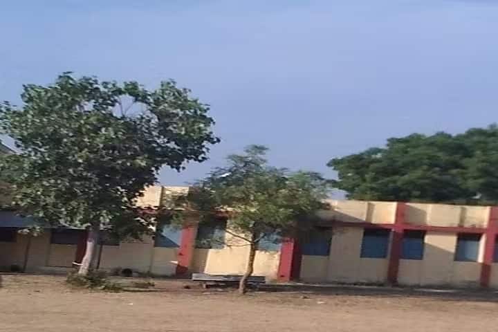Government College campus in Maheshwar, Madhya Pradesh, India — photo 1