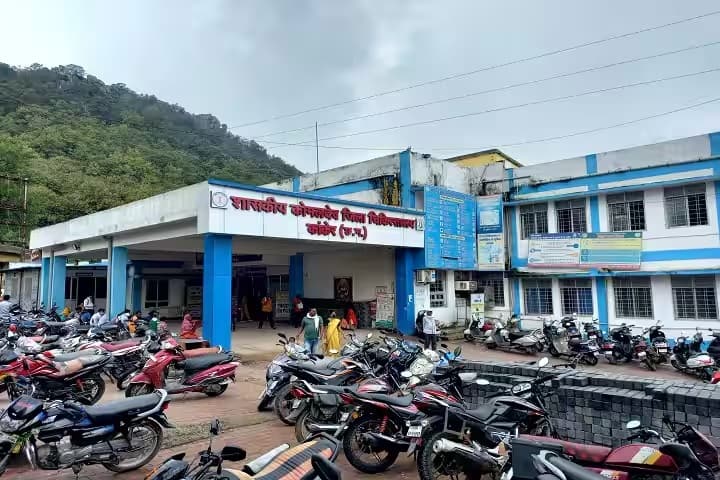 Late Smt Indira Gandhi Memorial Government Medical College campus in Kanker, Chhattisgarh, India — photo 4