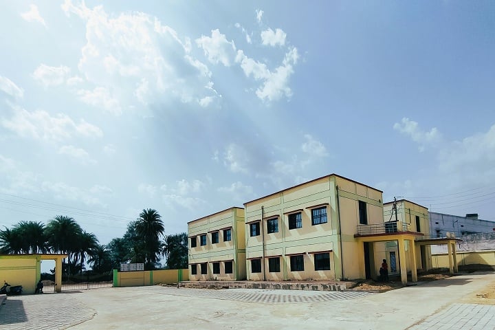 Late Smt Indira Gandhi Memorial Government Medical College campus in Kanker, Chhattisgarh, India — photo 5