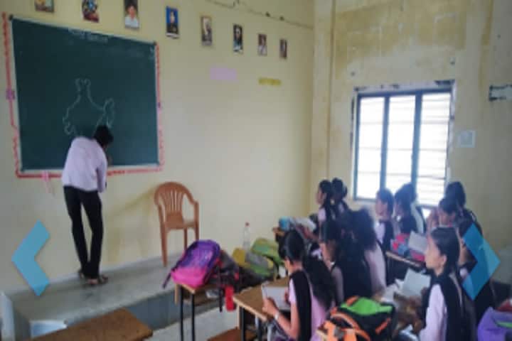 Government First Grade College campus in Belgaum, Karnataka, India — photo 6