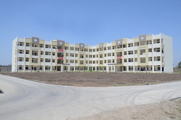 Smt JN Bhatu College of Education campus in Junagadh, Gujarat, India — photo 1