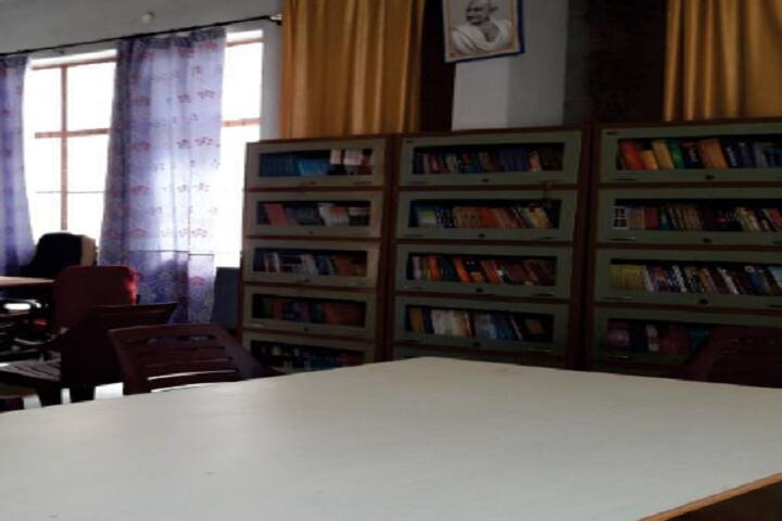 Mangla Devi Smarak Degree College campus in Allahabad, Uttar Pradesh, India — photo 2