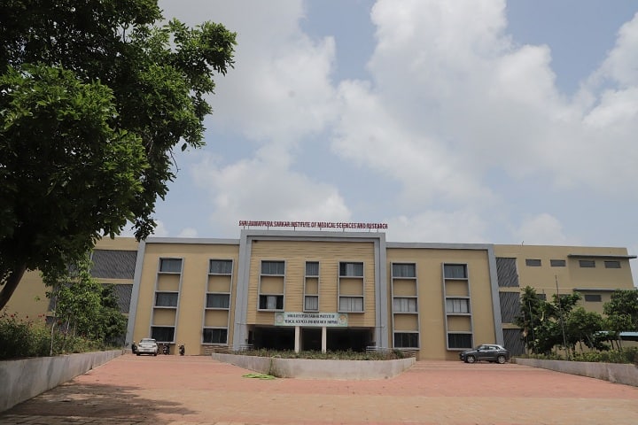 Shri Rawatpura Sarkar Institute of Medical Sciences and Research campus in Raipur, Chhattisgarh, India — photo 1