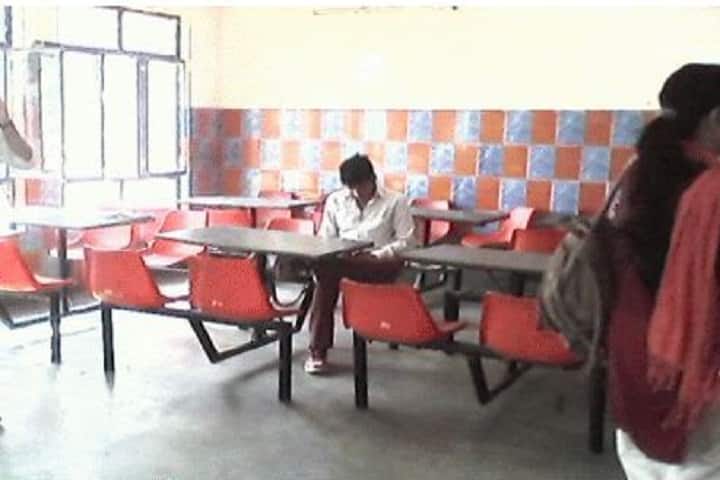 Shri Ramswaroop Memorial College of Management campus in Lucknow, Uttar Pradesh, India — photo 2
