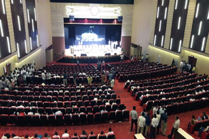 JNMC Raipur campus in Raipur, Chhattisgarh, India — photo 2