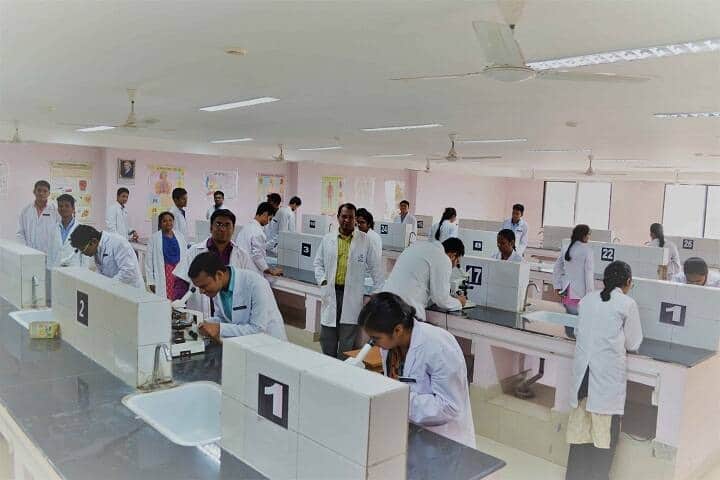 Late Shri Lakhiram Agrawal Memorial Government Medical College campus in Bendrchuwa, Chhattisgarh, India — photo 4