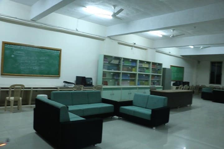 MK College of Engineering and Technological Research campus in Patan, Gujarat, India — photo 4