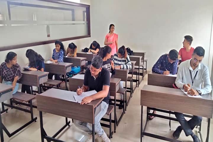 Jain College of BBA campus in Hubli, Karnataka, India — photo 2