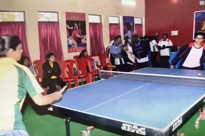 Government Indira Gandhi Home Science Girls College campus in Shahdol, Madhya Pradesh, India — photo 4
