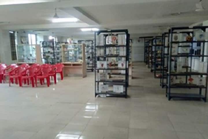 Chandulal Chandrakar Memorial Government Medical College campus in Durg, Chhattisgarh, India — photo 2