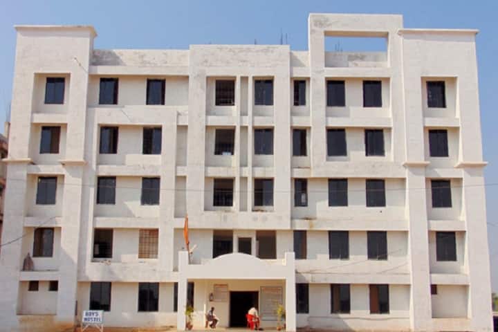 Chandulal Chandrakar Memorial Government Medical College campus in Durg, Chhattisgarh, India — photo 6