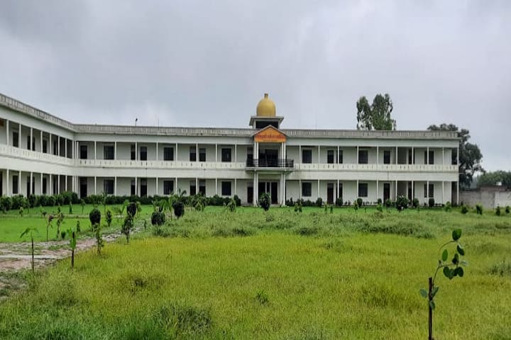 Kamlesh Kumari Laxmi Kant Mahavidyalaya campus in Kanpur Nagar, Uttar Pradesh, India — photo 1