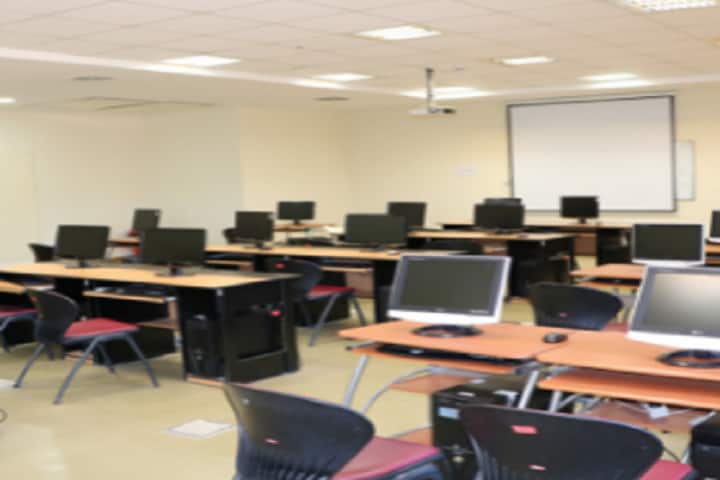 Sri Diamond Degree College campus in Hardoi, Uttar Pradesh, India — photo 2