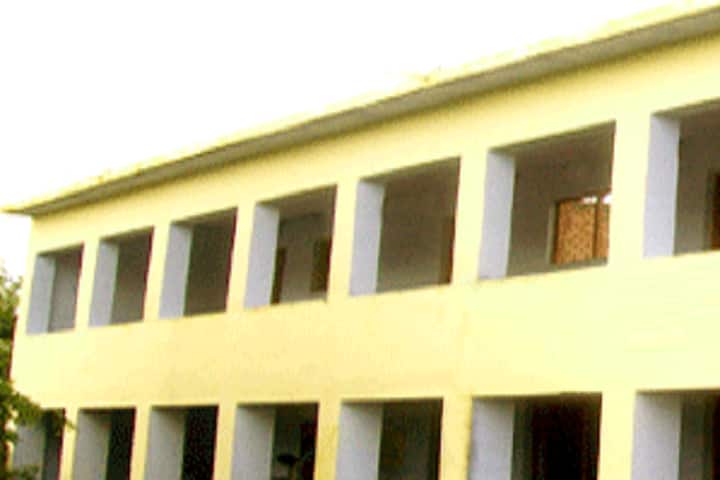 Pt Deen Dayal Upadhyay Gramodaya PG College campus in Gonda, Uttar Pradesh, India — photo 2