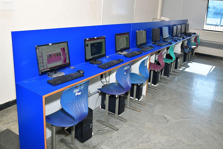Sree Abiraami Arts and Science College for Women campus in Vellore, Tamil Nadu, India — photo 4