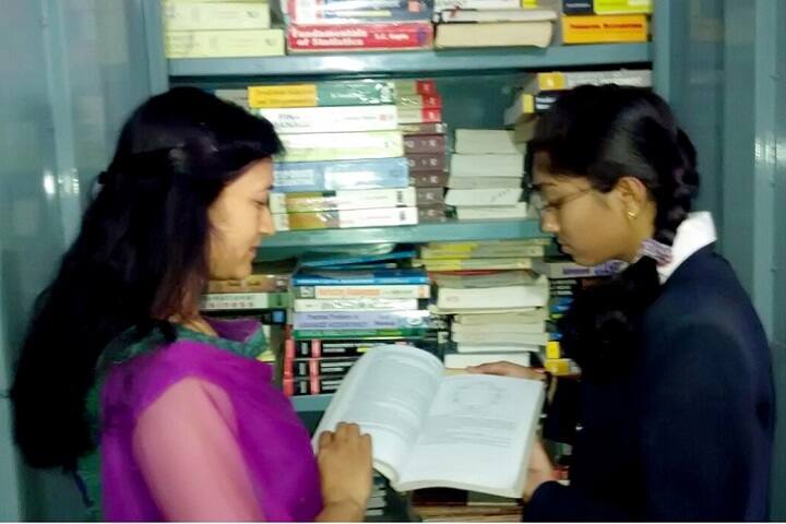 Government First Grade College campus in Belgaum, Karnataka, India — photo 3