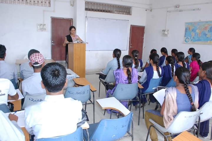 Pragati College campus in Dungarpur, Rajasthan, India — photo 2