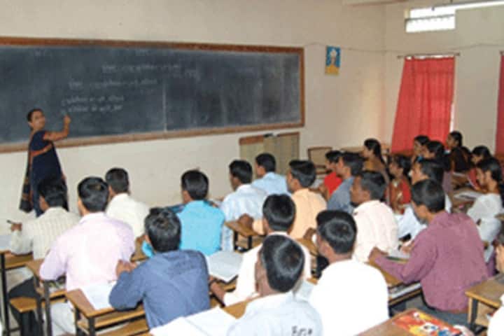Sri ARKR Memorial B Ed College campus in Sullurupeta, Andhra Pradesh, India — photo 2