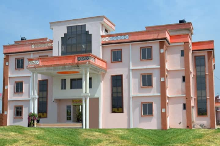 KS Paramedical College campus in Gwalior, Madhya Pradesh, India — photo 1