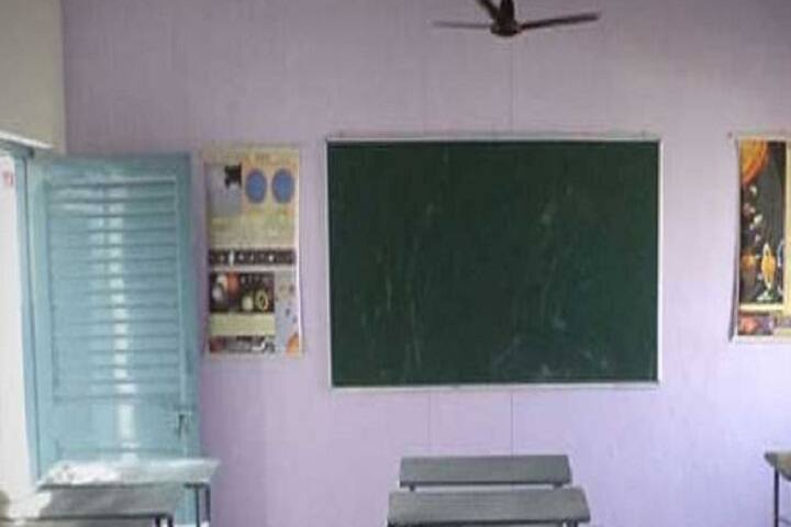 Vande Maatram College campus in Gwalior, Madhya Pradesh, India — photo 3
