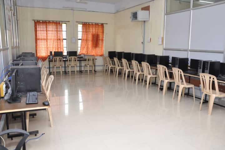 Sharad Institute of Technology campus in Ichalkaranji, Maharashtra, India — photo 2