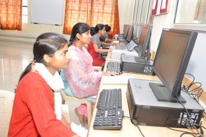 Sharad Institute of Technology campus in Ichalkaranji, Maharashtra, India — photo 6
