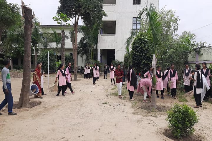 Ramanand Singh Mahila Mahavidyalaya campus in Allahabad, Uttar Pradesh, India — photo 4
