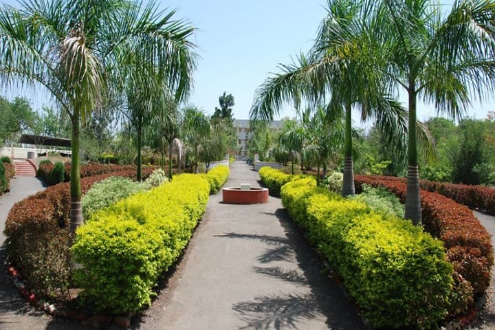 Palus Shikshan Prasarak Mandal Arts Commerce and Science College, Palus campus in Palus, Maharashtra, India