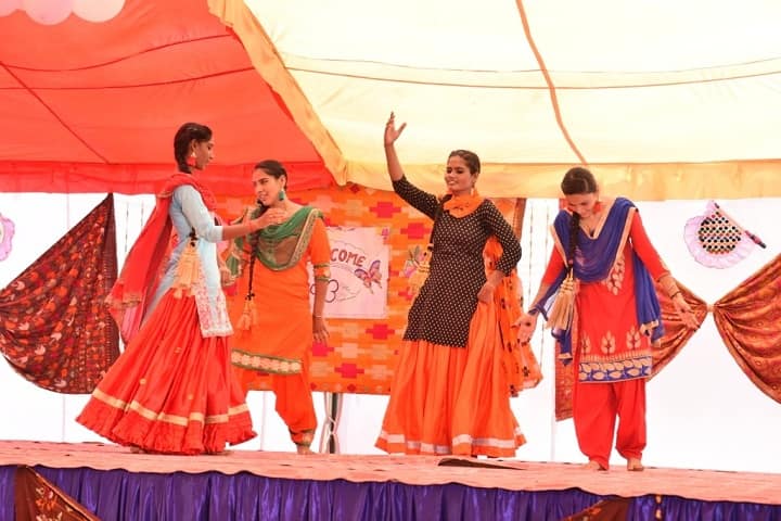 University College campus in Bathinda, Punjab, India — photo 4
