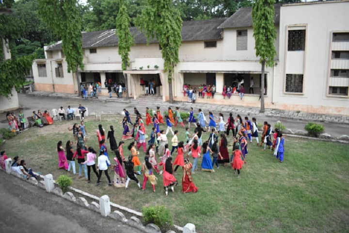 Birsa Munda Tribal University campus in Narmada, Gujarat, India — photo 1