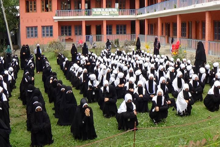 Islamic Oriental College campus in Tral, Jammu and Kashmir, India — photo 5