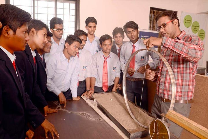 Dr DY Patil College of Engineering and Innovation campus in Talegaon Dabhade, Maharashtra, India — photo 6