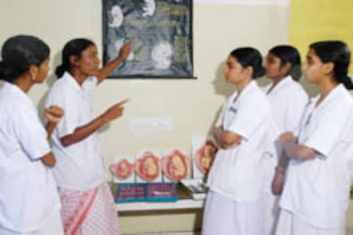 Sri Padmawathi College of Nursing campus in Guntakal, Andhra Pradesh, India — photo 1
