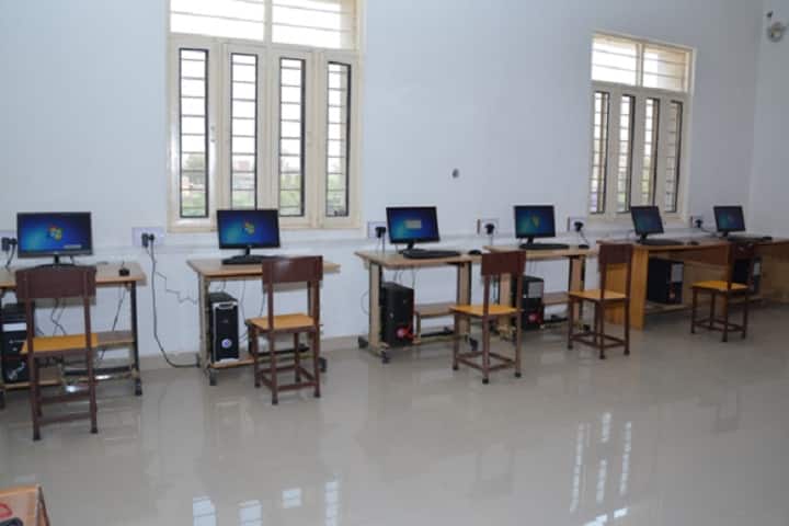 National TT College for Girls campus in Alwar, Rajasthan, India — photo 6