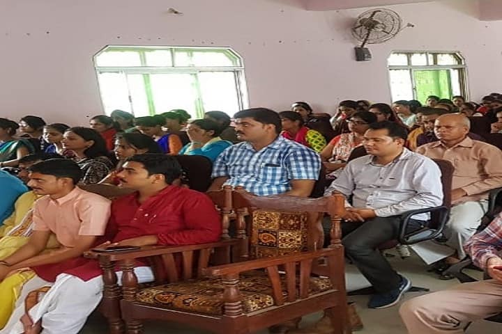 Purvanchal Snatkottar Mahavidyalaya campus in Azamgarh, Uttar Pradesh, India — photo 2