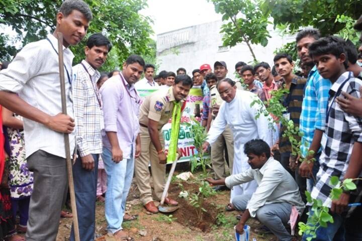 Vidya Jyothi Degree and PG College campus in Warangal, Telangana, India — photo 6