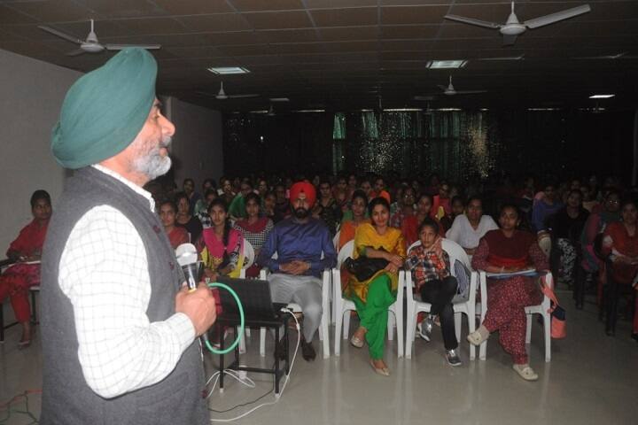 Mata Sundri University Girls College campus in Mansa, Punjab, India — photo 5