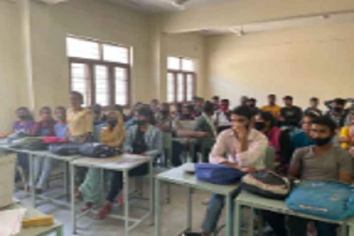 Government College campus in Pushkar, Rajasthan, India — photo 2