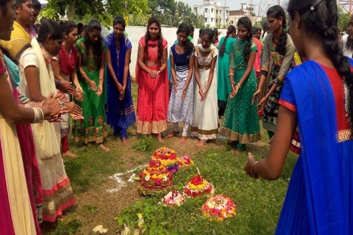 Sangamitra Degree and PG College campus in Karimnagar, Telangana, India — photo 1
