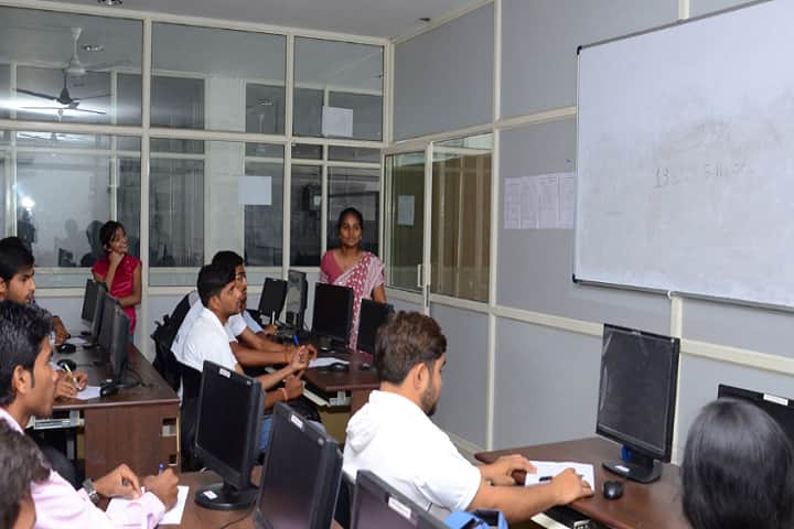 Columbia College campus in Raipur, Chhattisgarh, India — photo 4