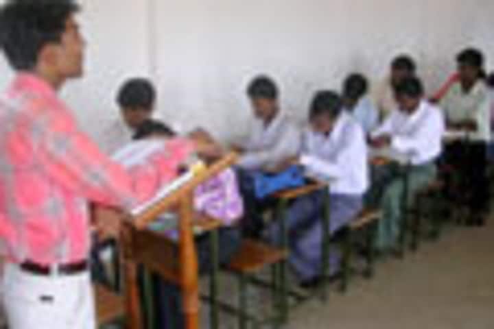 Vivek Jyoti College campus in Balaghat, Madhya Pradesh, India — photo 5