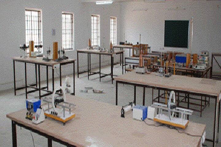 Rayat Shikshan Sanstha's Mahatma Phule Mahavidyalaya campus in Pune, Maharashtra, India — photo 4