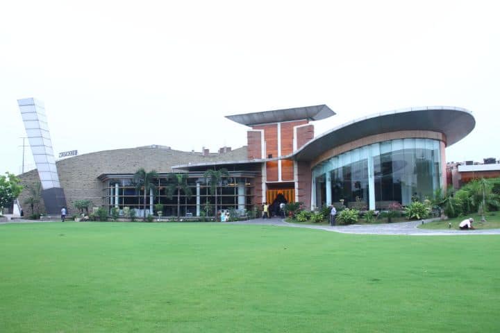 Westwood Institute of Hotel Management campus in Zirakpur, Punjab, India — photo 1
