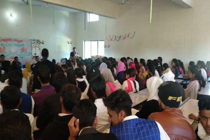 Savitri Devi Mahavidyalaya campus in Rampur, Uttar Pradesh, India — photo 2